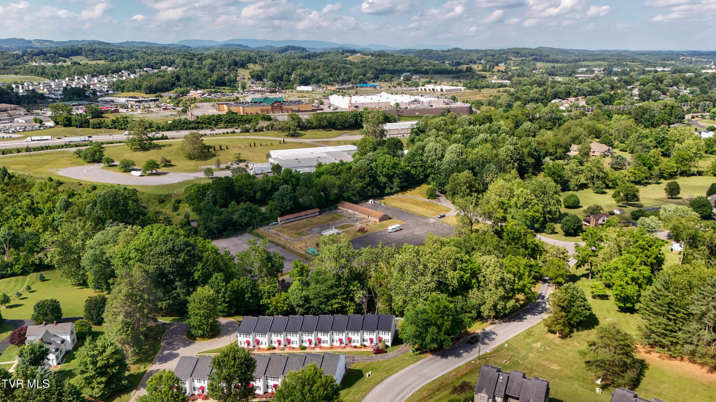 160 Creekside Trail