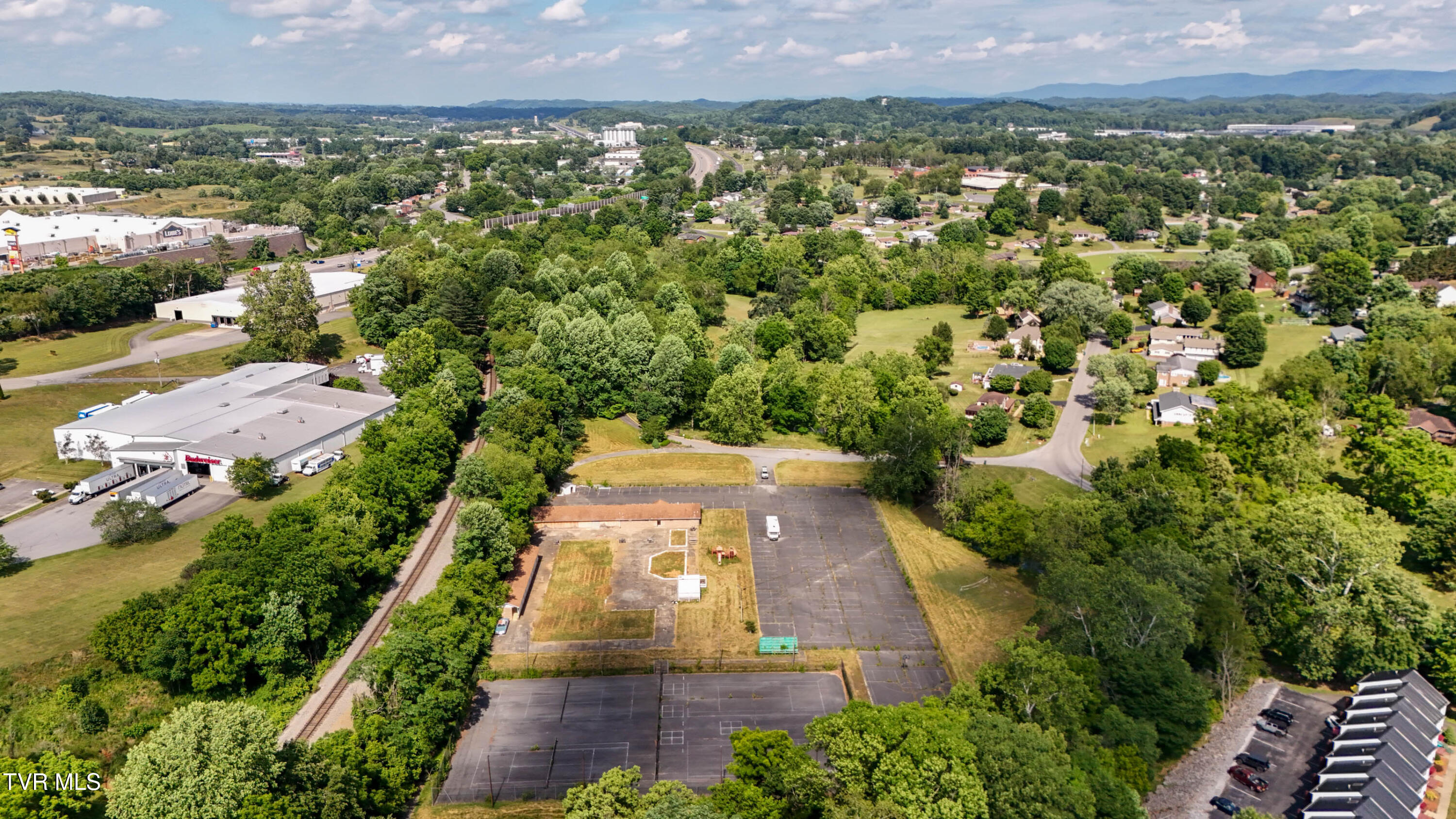 160 Creekside Trail