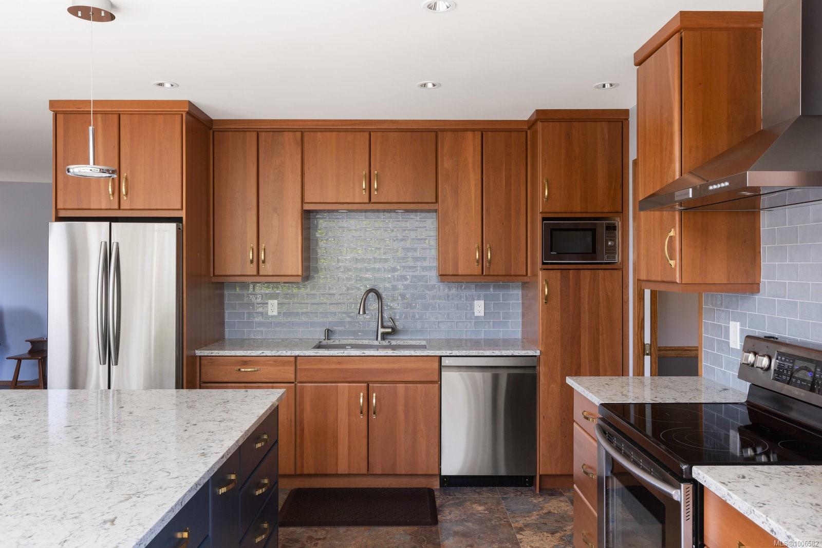 1201 Elliot Crt