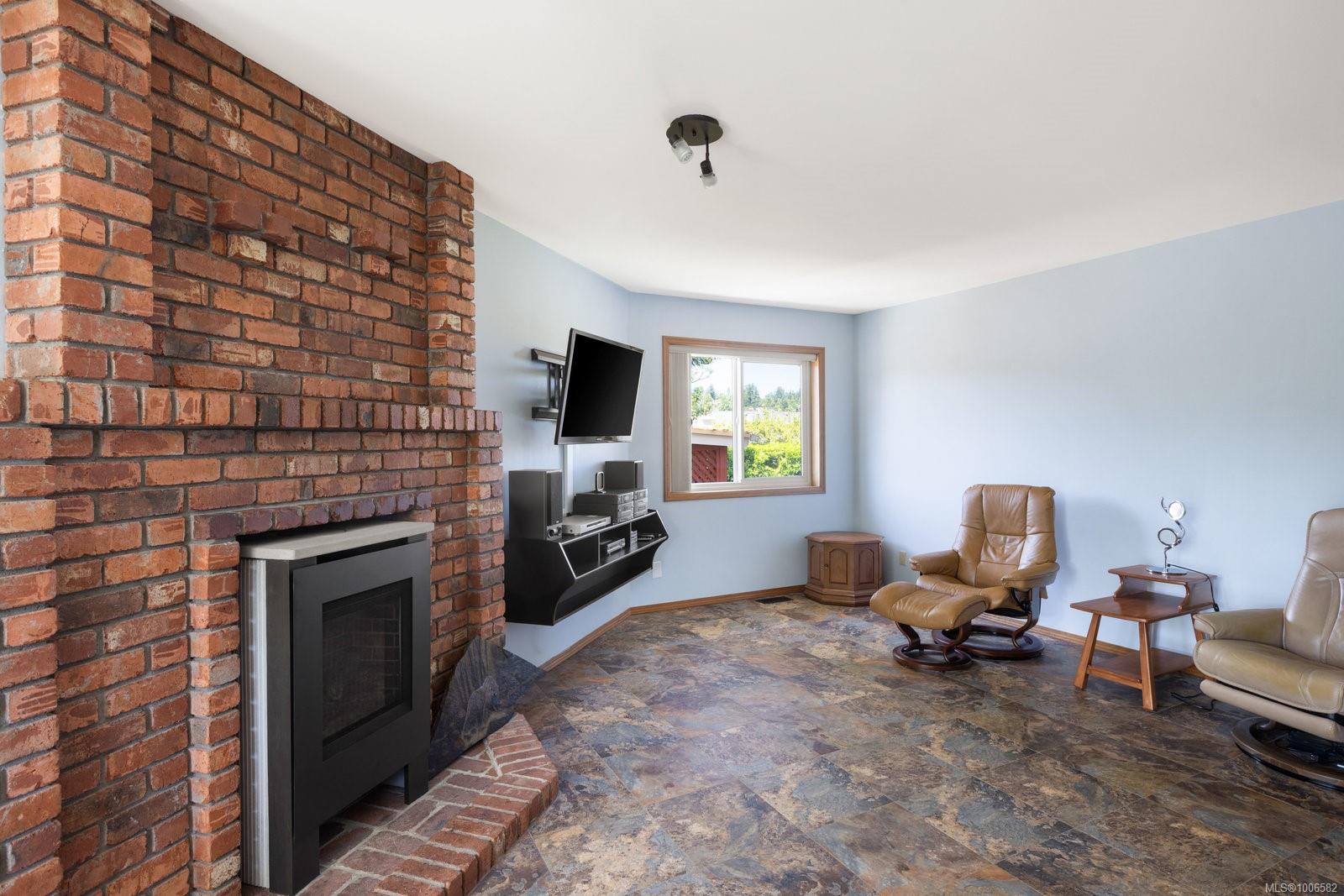 1201 Elliot Crt