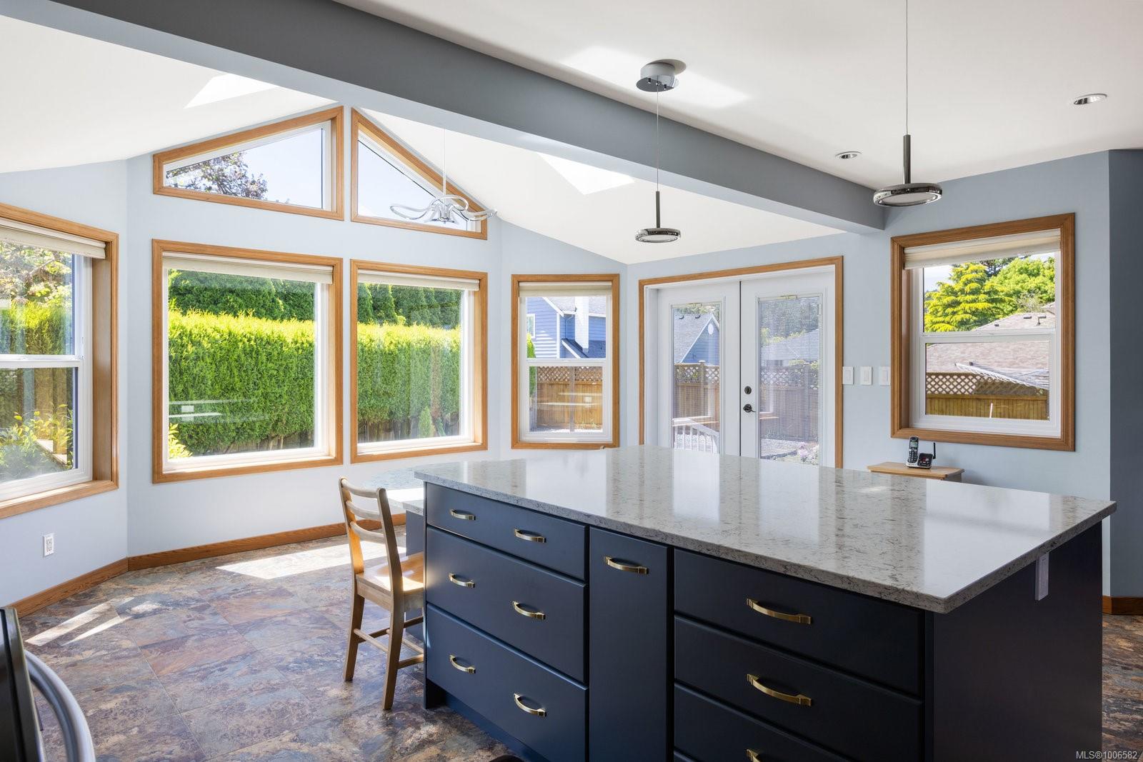 1201 Elliot Crt