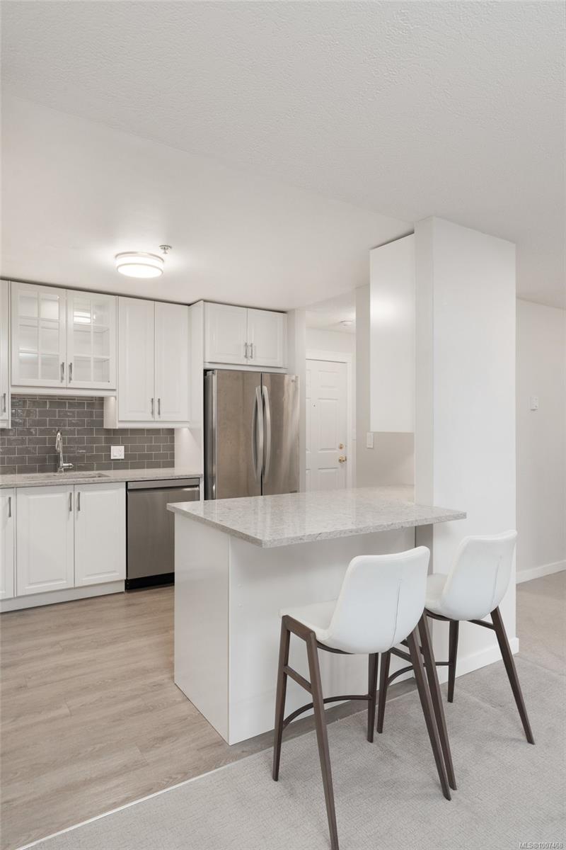 3363 Glasgow Ave # 203