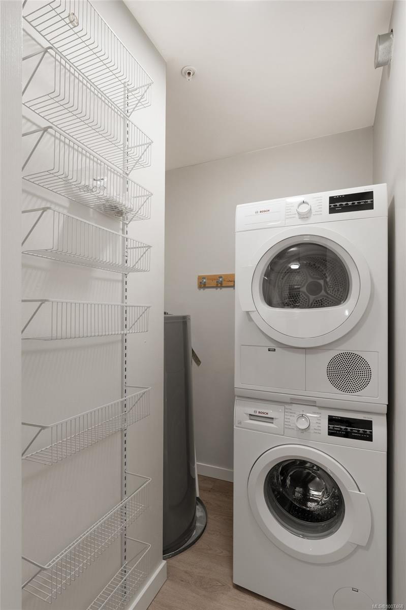 3363 Glasgow Ave # 203