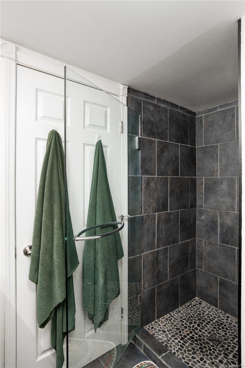873 Esquimalt Rd Unit: 107