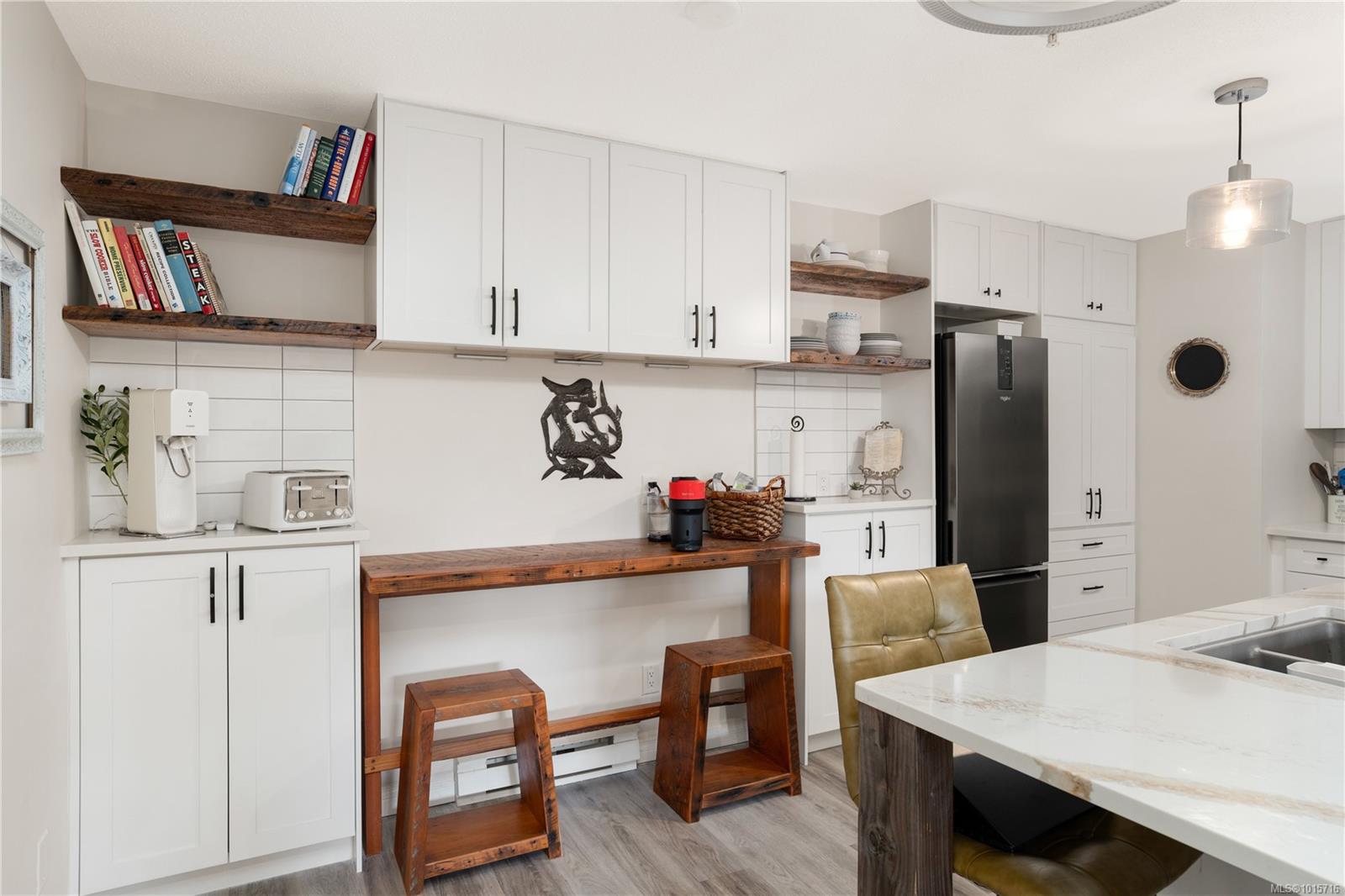873 Esquimalt Rd Unit: 107