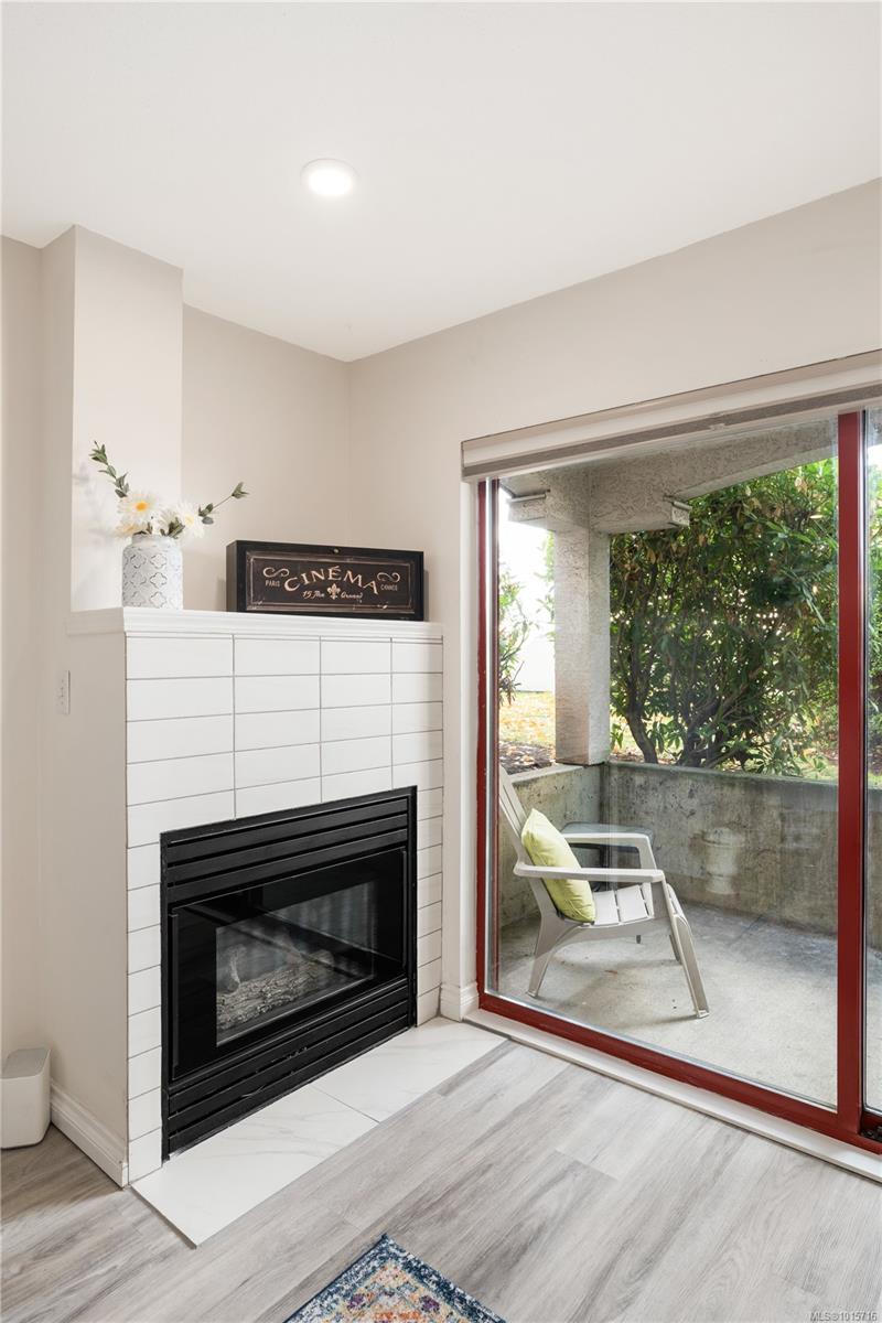 873 Esquimalt Rd Unit: 107