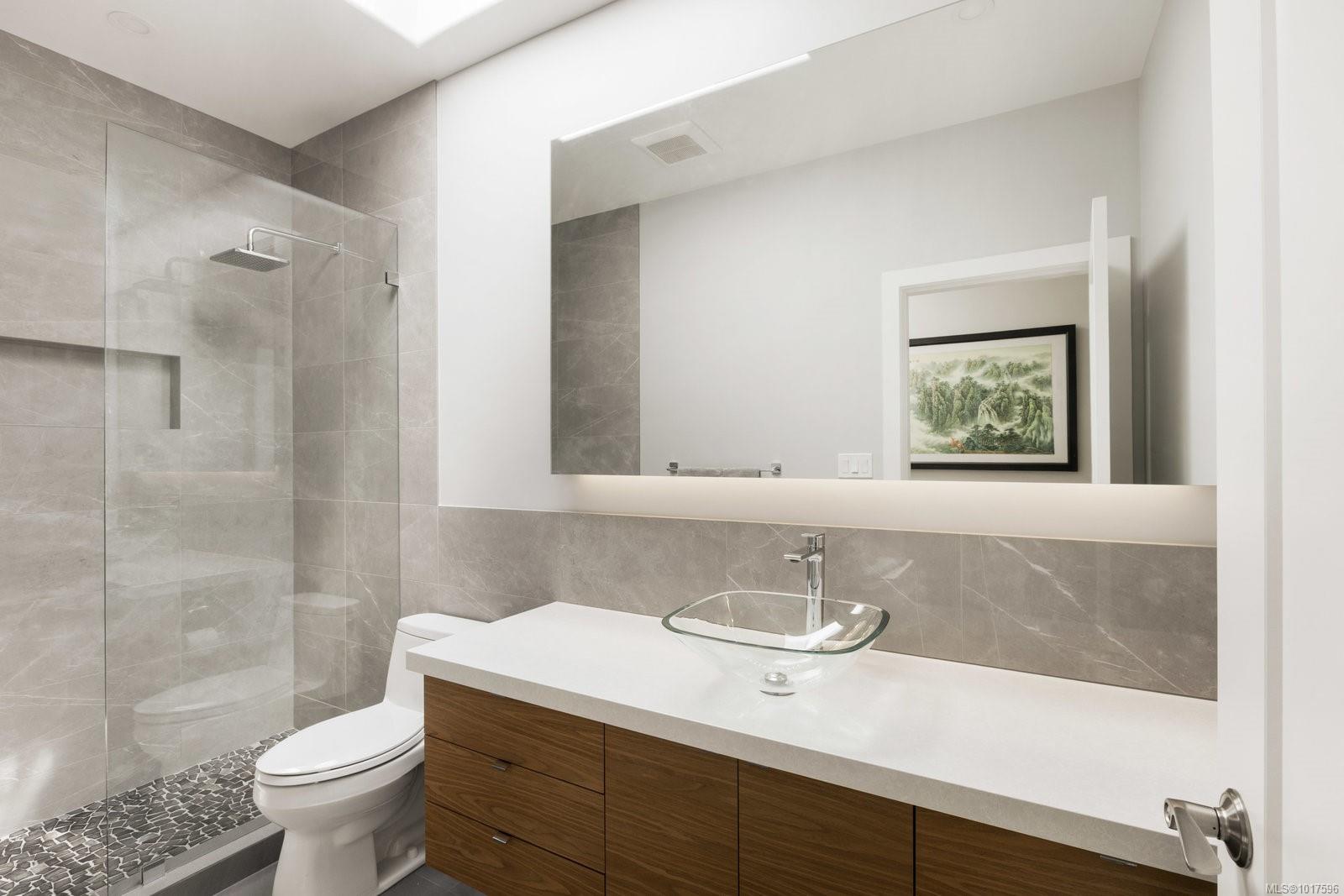 942 Boulderwood Rise # 14, Saanich Unit: 14