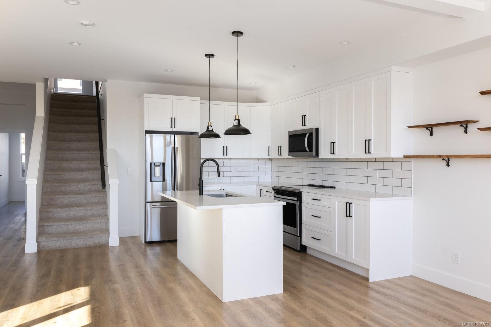 7041 Brailsford Pl, Sooke