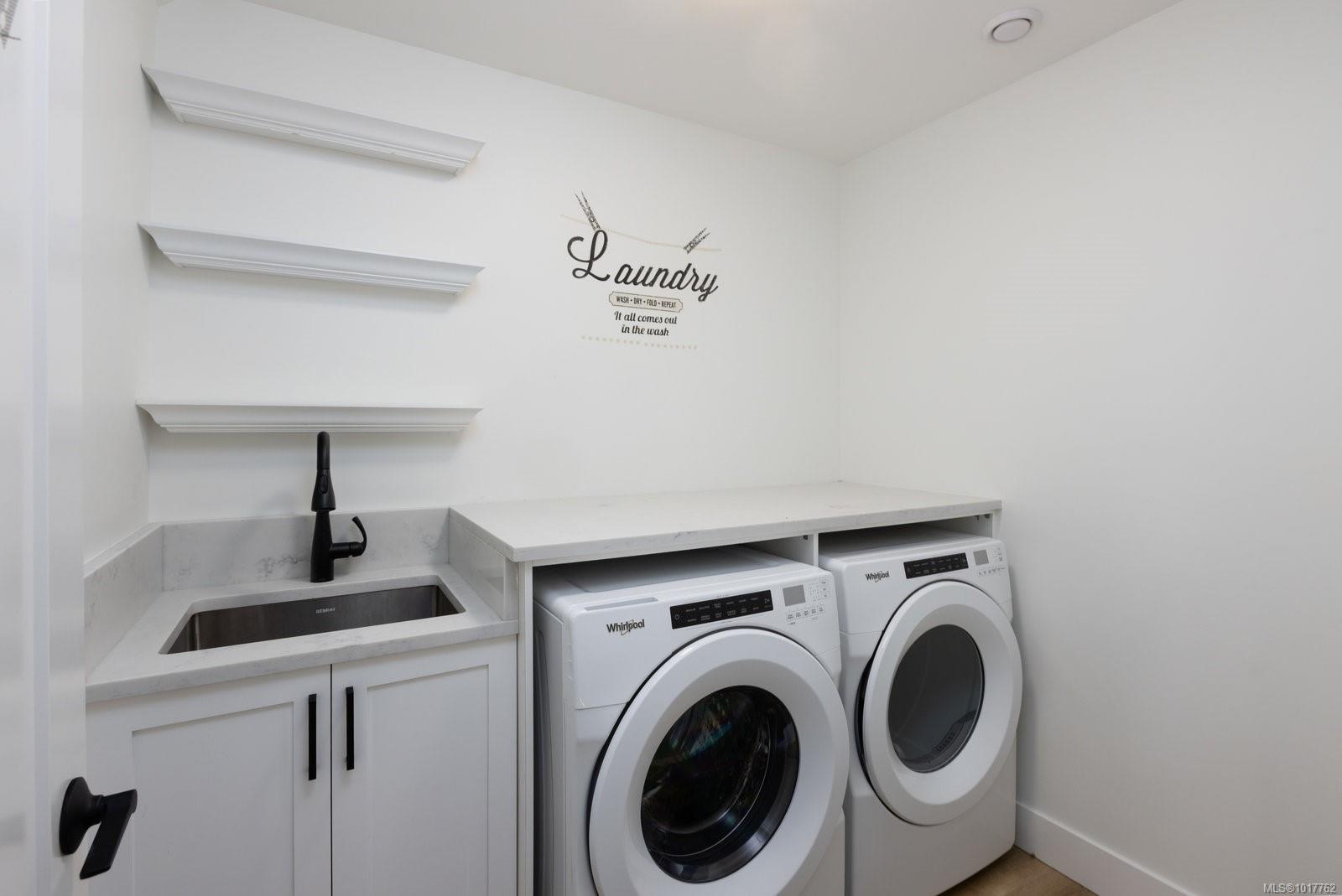 7041 Brailsford Pl, Sooke