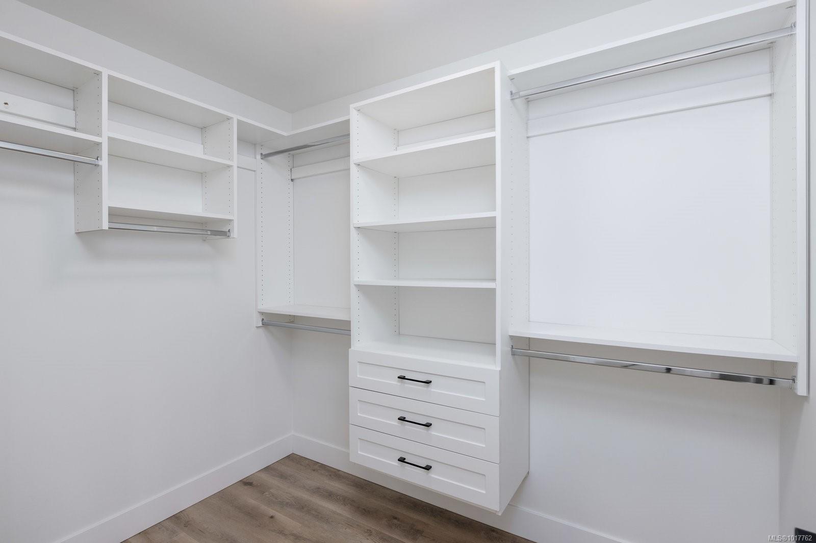 7041 Brailsford Pl, Sooke