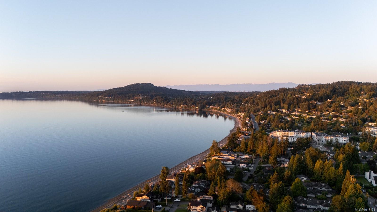 5055 Lochside Dr, Saanich