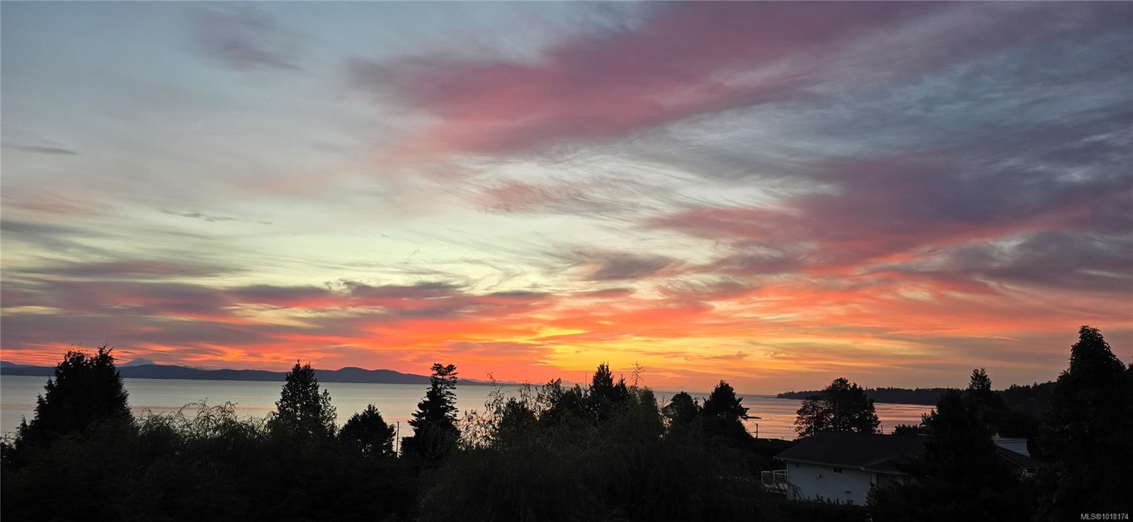 5055 Lochside Dr, Saanich