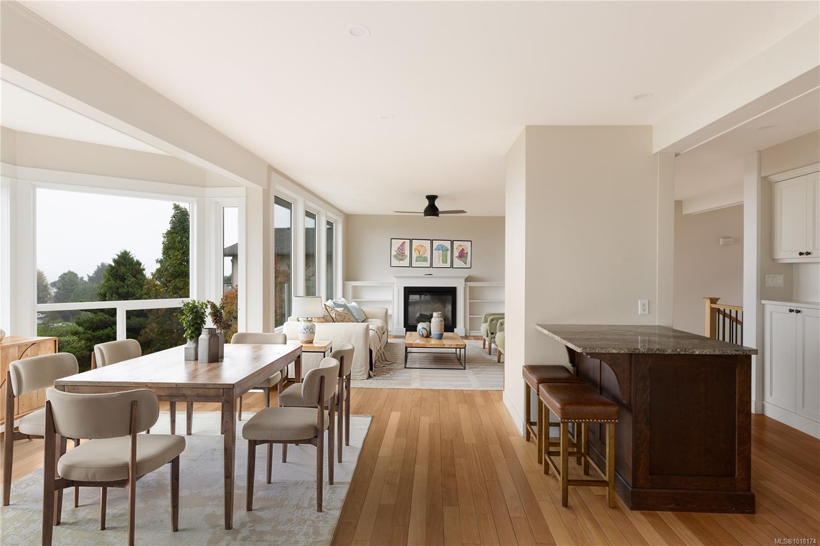 5055 Lochside Dr, Saanich