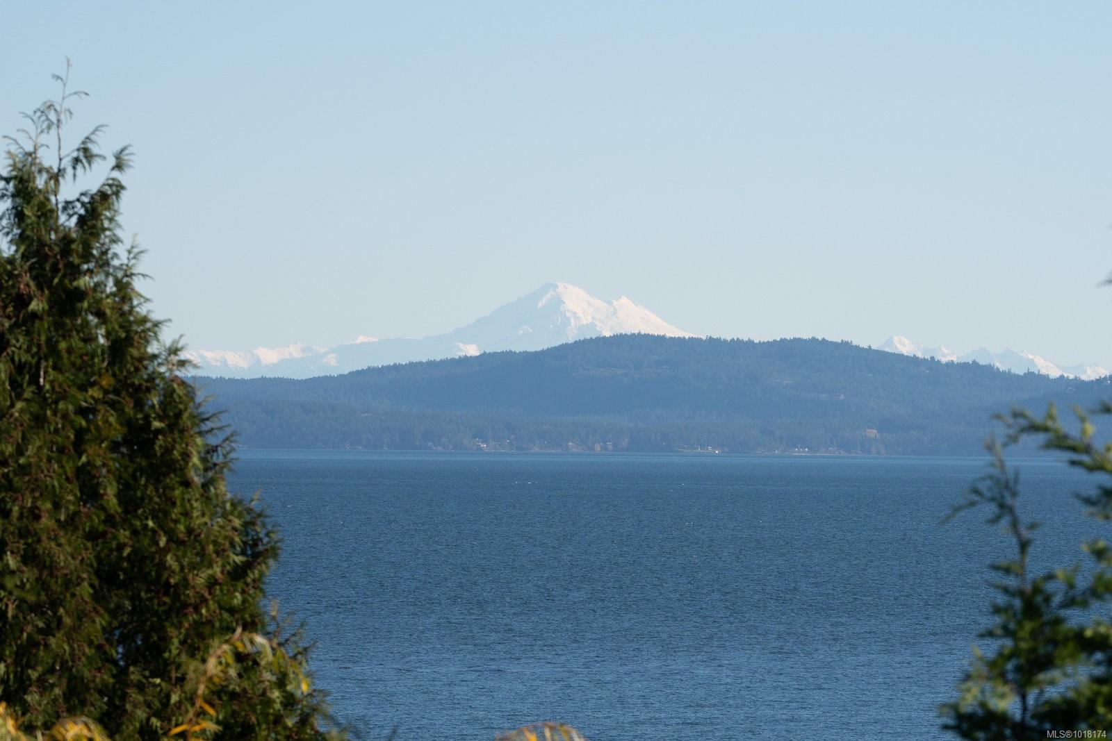 5055 Lochside Dr, Saanich