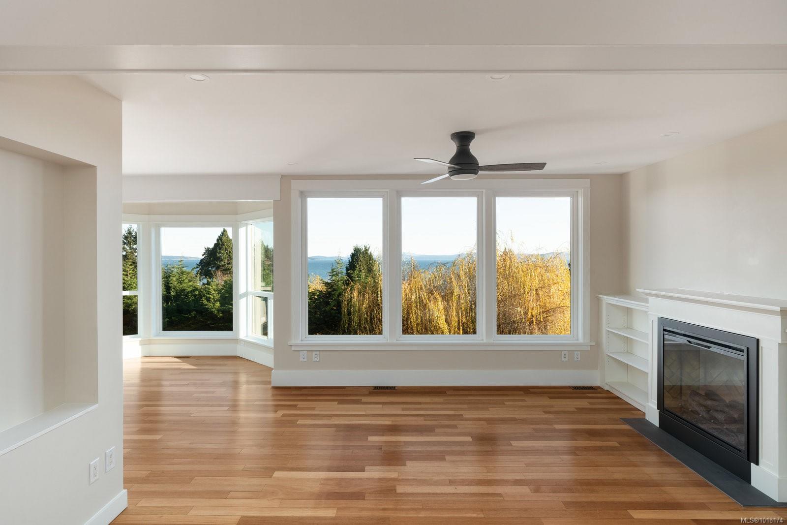 5055 Lochside Dr, Saanich