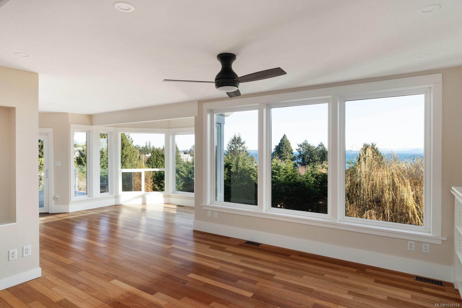 5055 Lochside Dr, Saanich