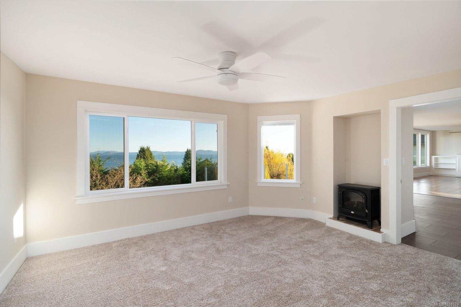 5055 Lochside Dr, Saanich