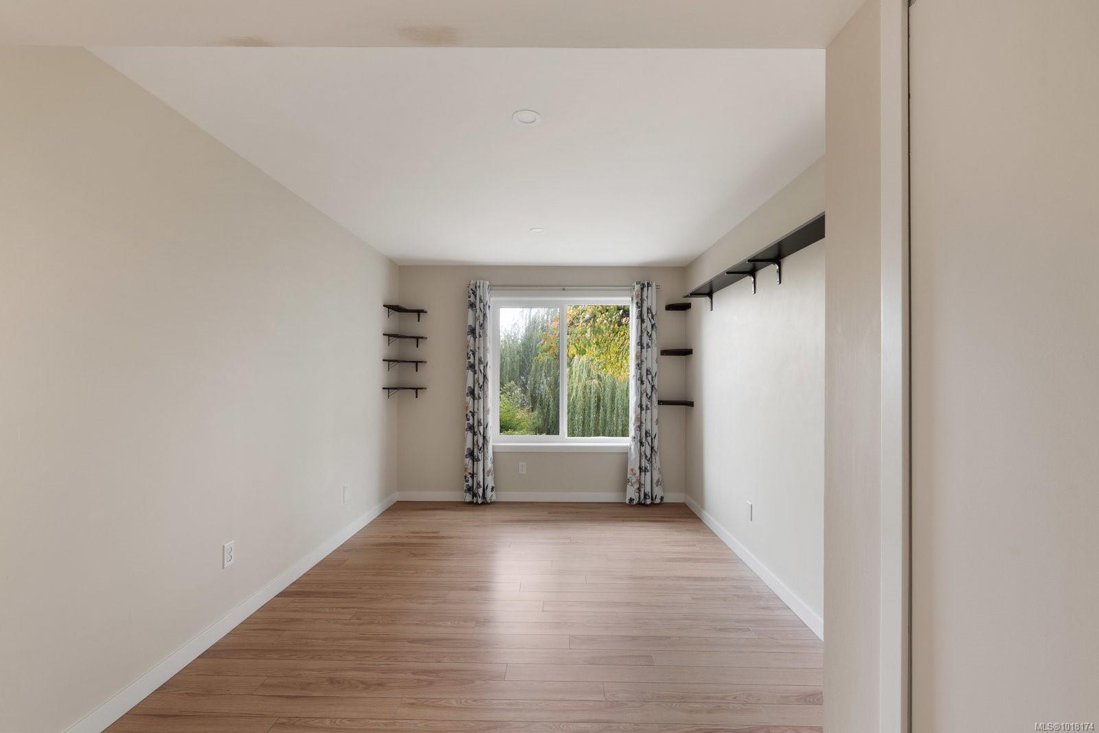 5055 Lochside Dr, Saanich