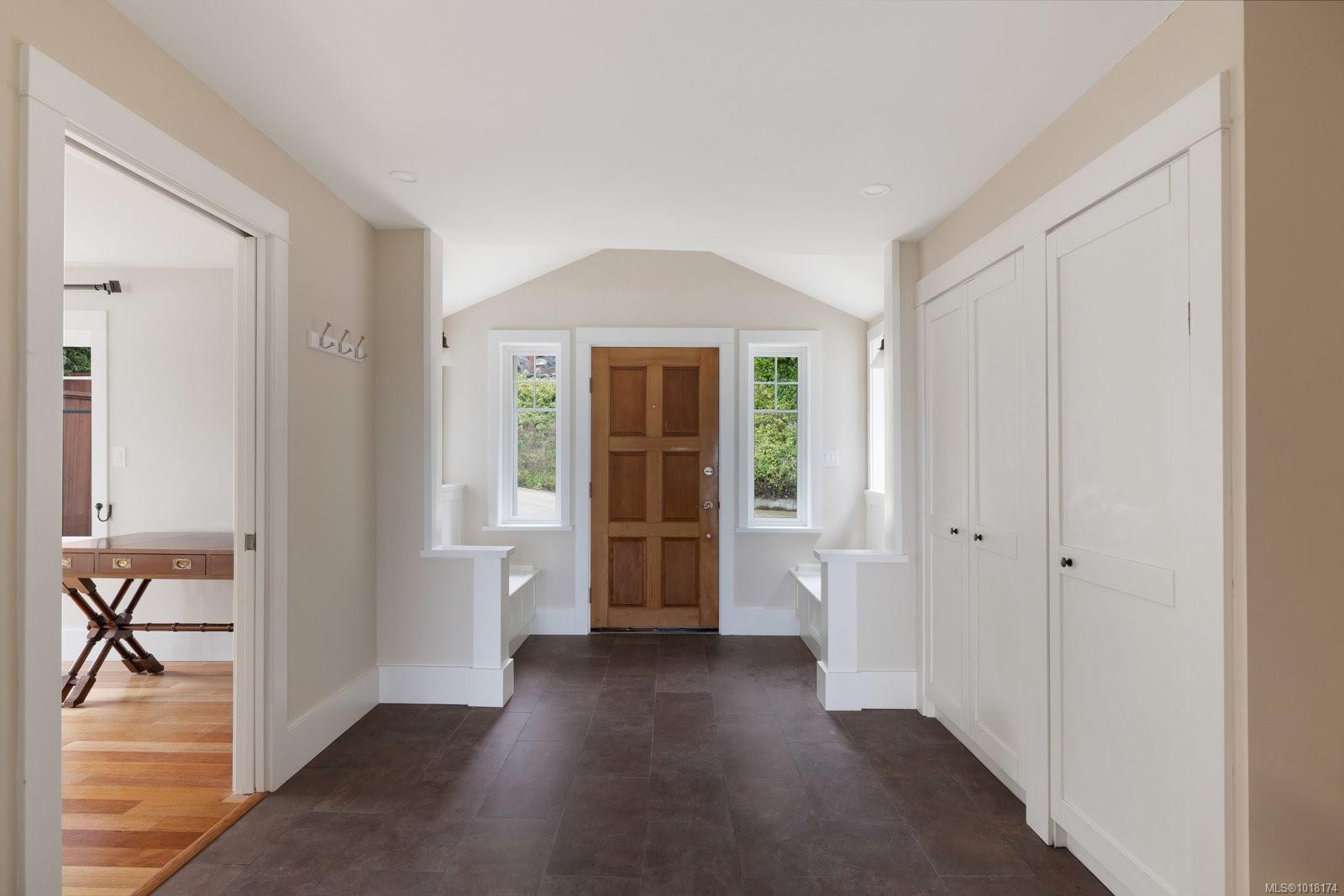 5055 Lochside Dr, Saanich