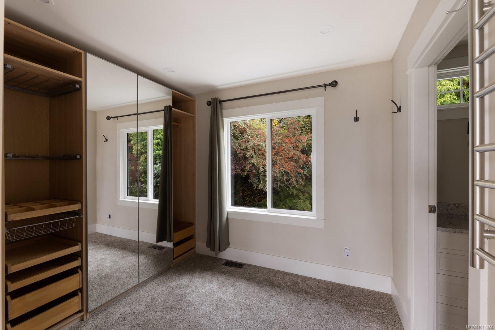 5055 Lochside Dr, Saanich