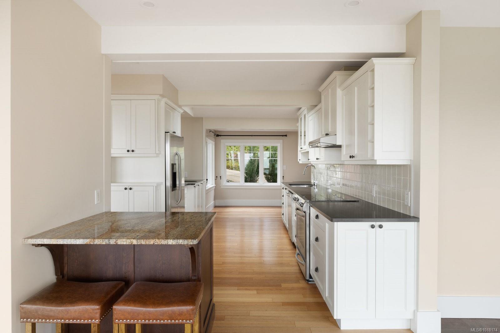 5055 Lochside Dr, Saanich