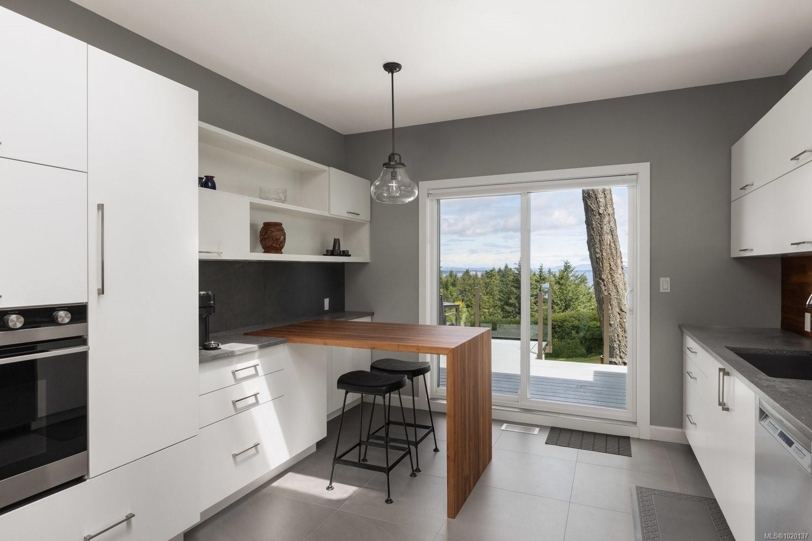 942 Boulderwood Rise # 14