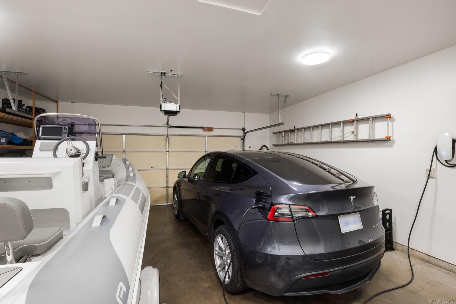 942 Boulderwood Rise # 14