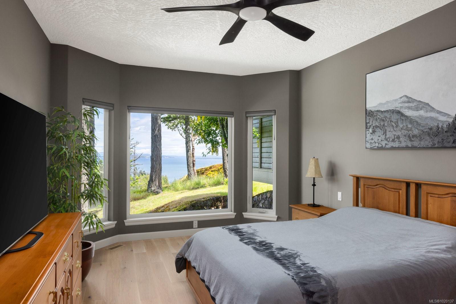 942 Boulderwood Rise # 14