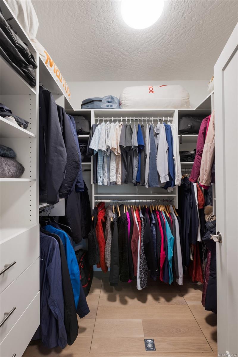 942 Boulderwood Rise # 14