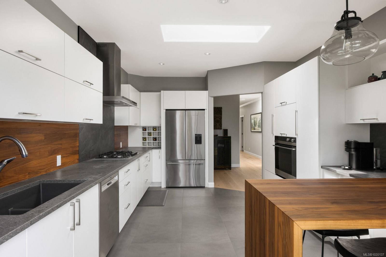 942 Boulderwood Rise # 14