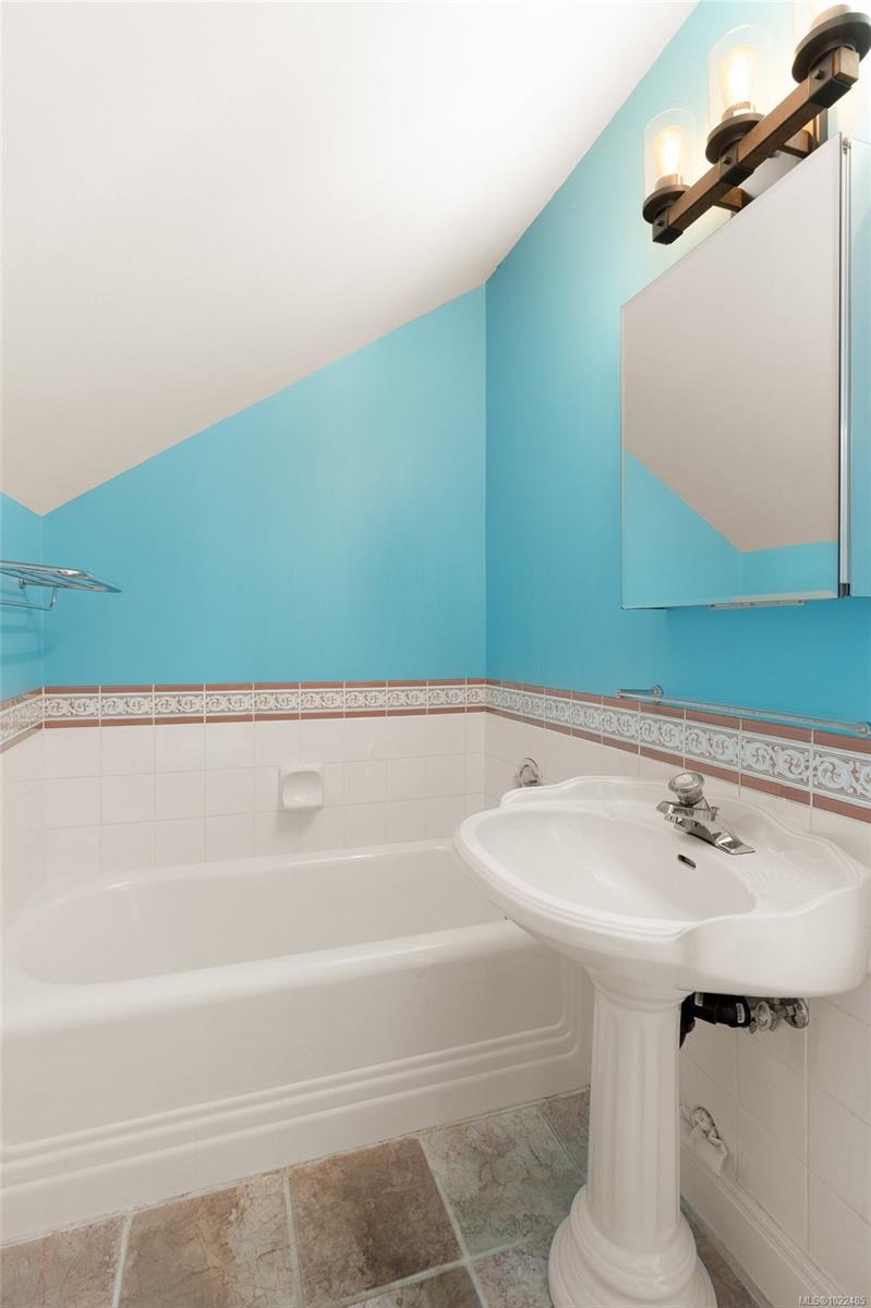 753 Pemberton Rd # 3