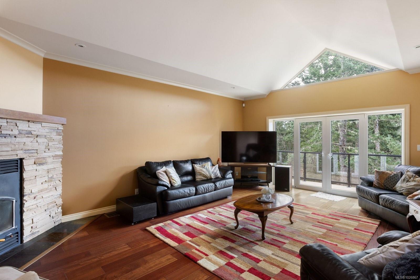 1450 White Pine Terr