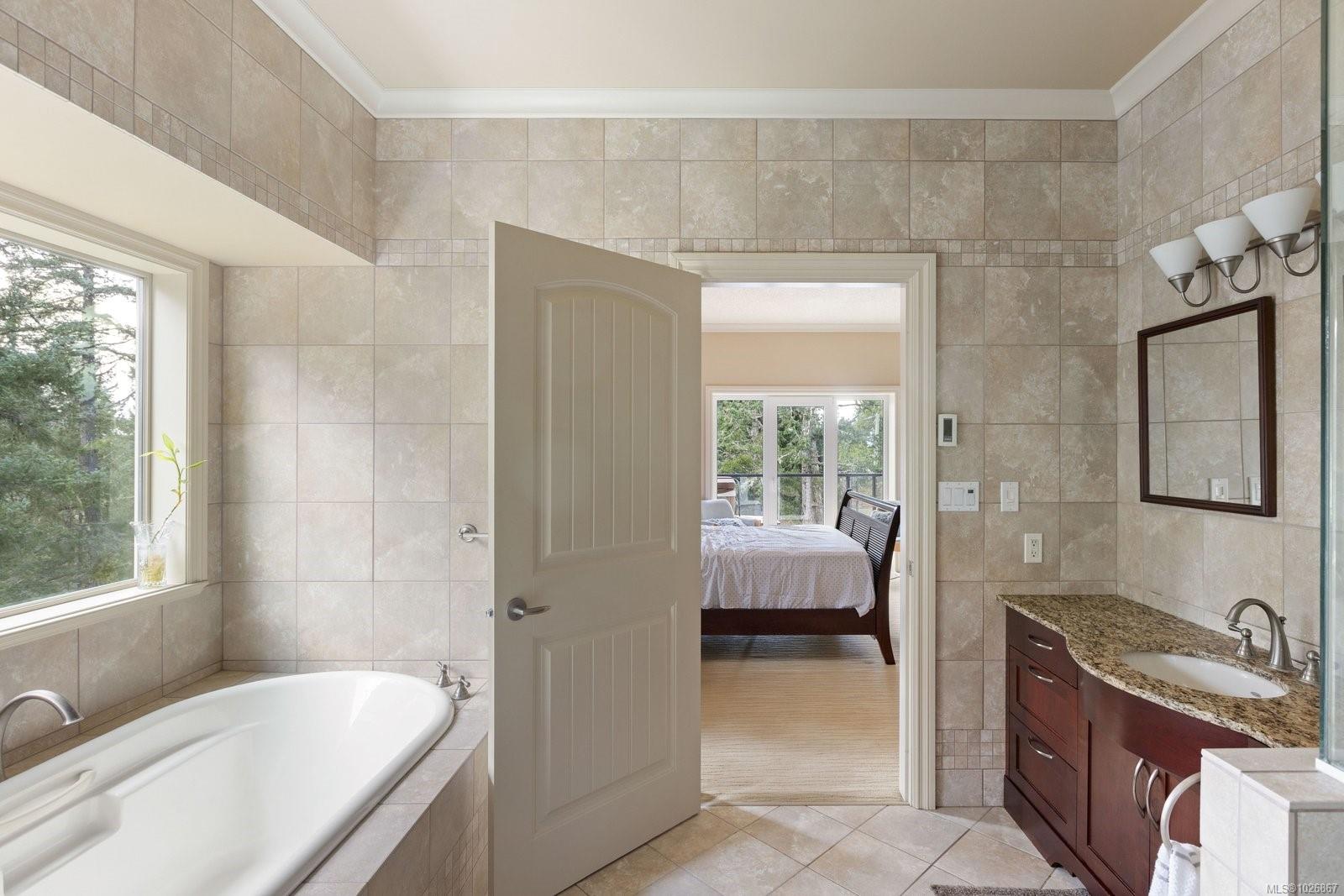 1450 White Pine Terr