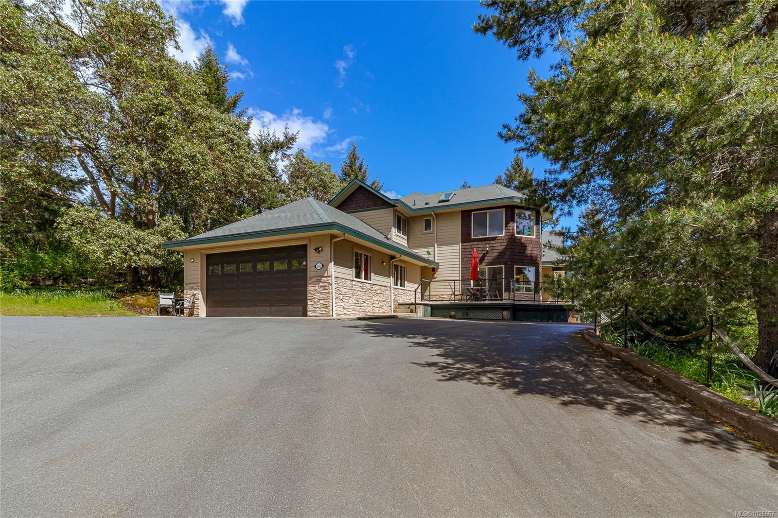 1450 White Pine Terr