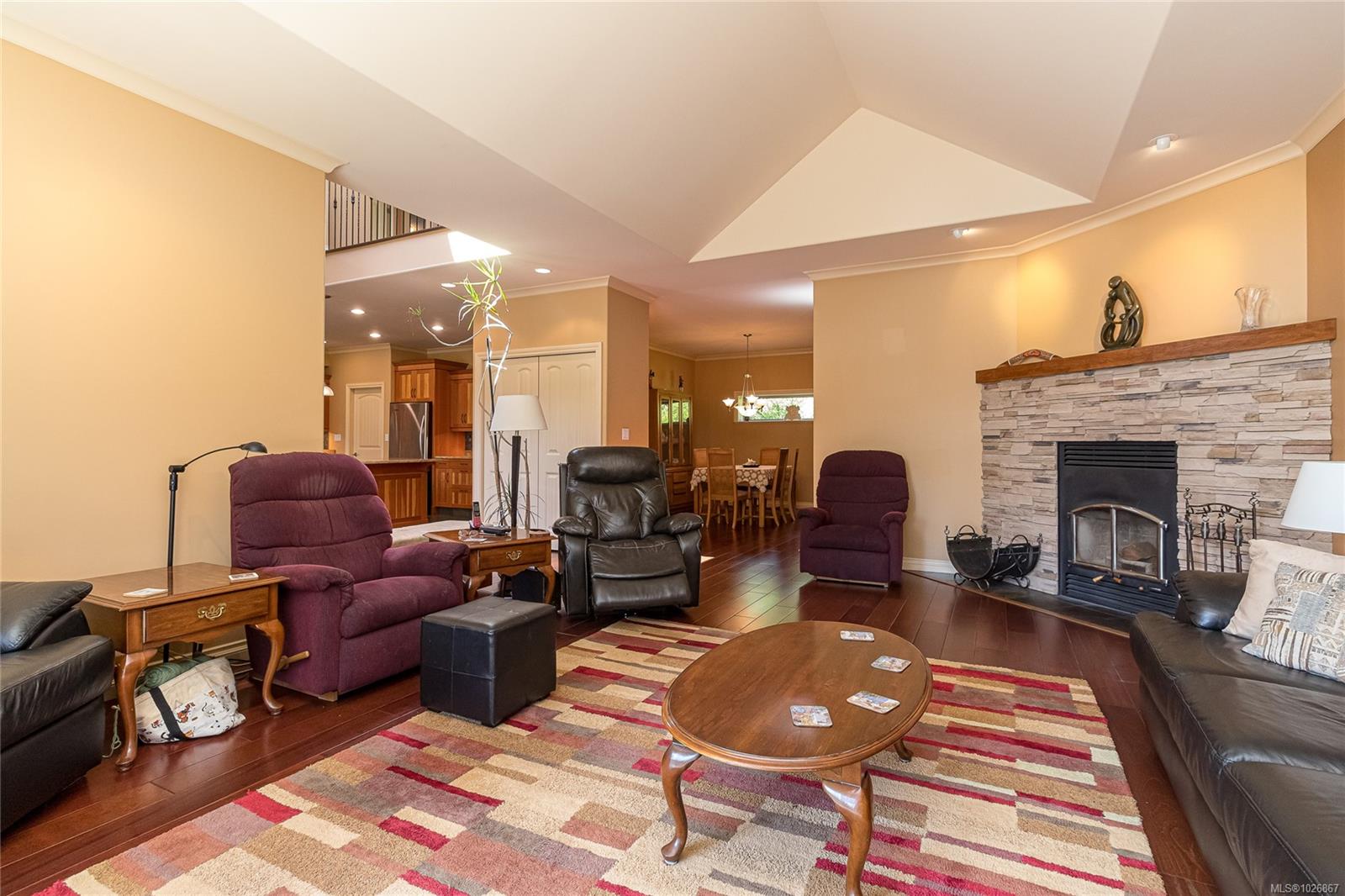 1450 White Pine Terr