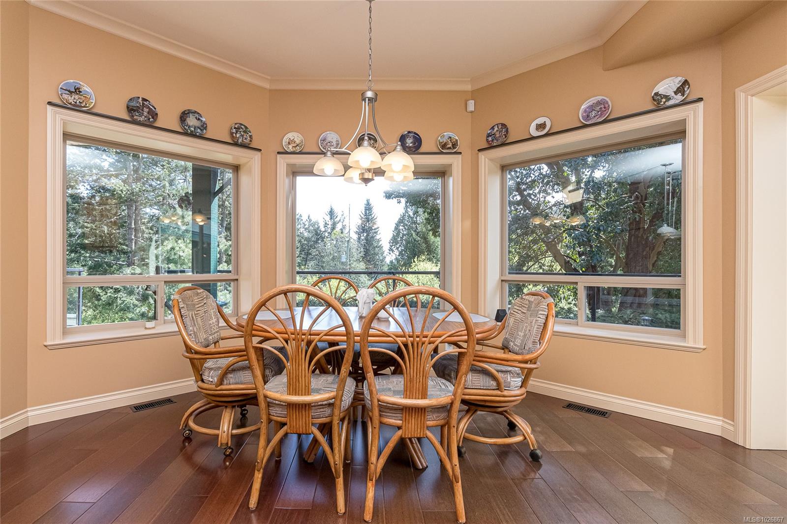 1450 White Pine Terr