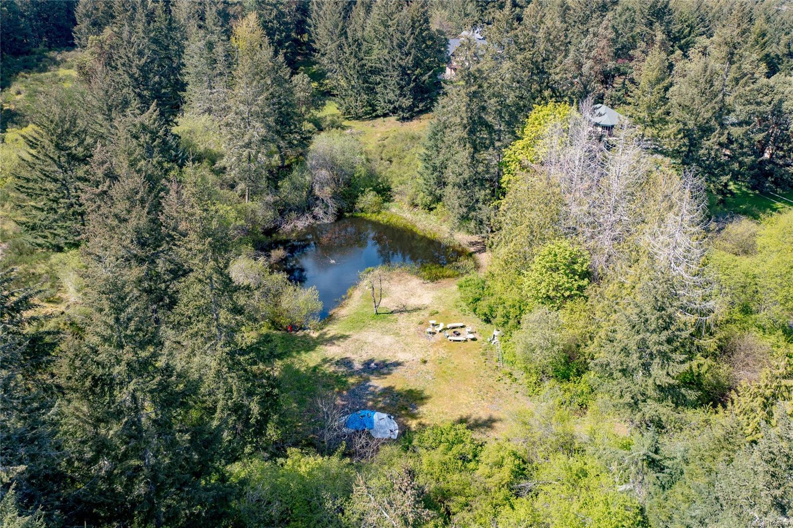 1450 White Pine Terr