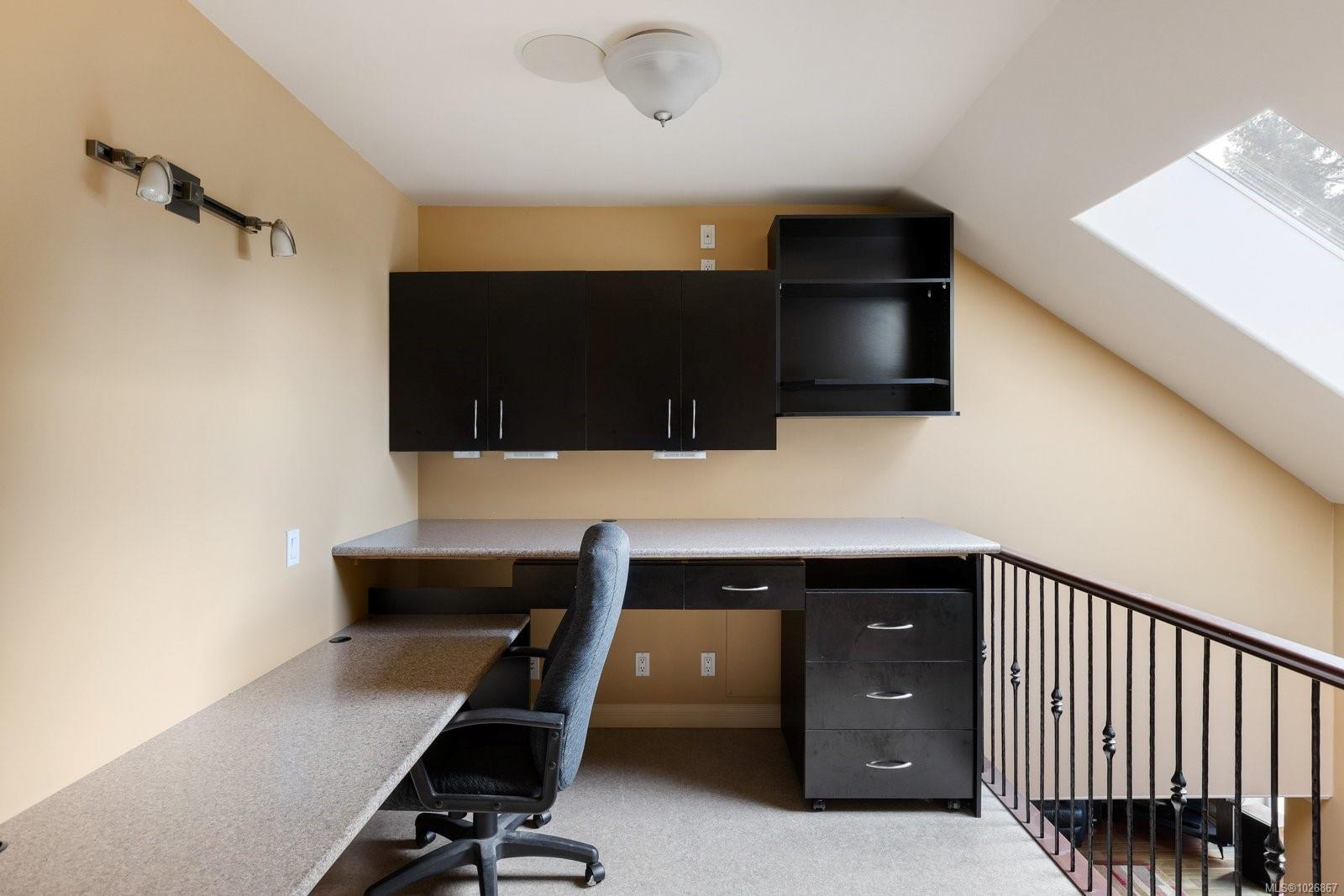 1450 White Pine Terr