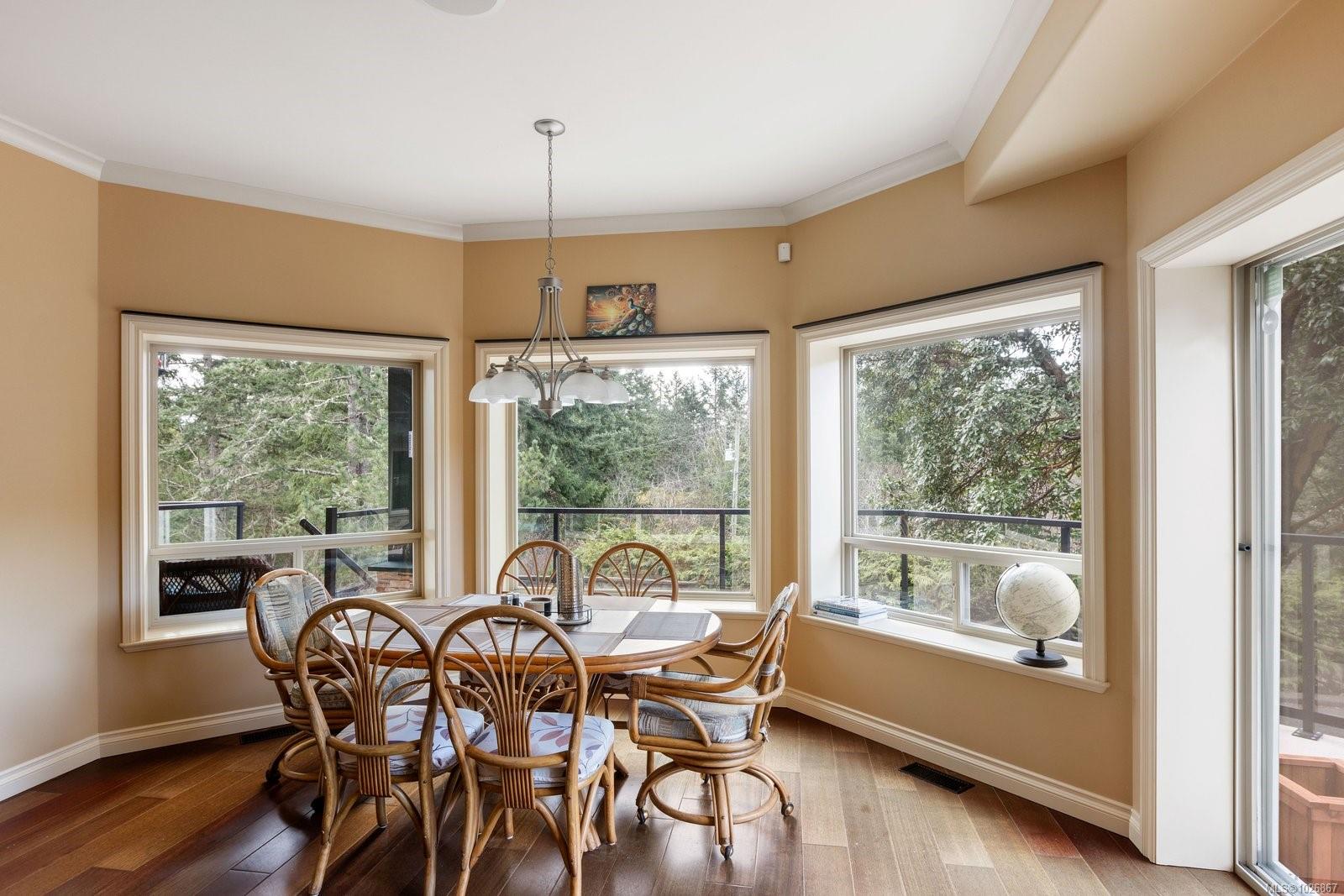 1450 White Pine Terr