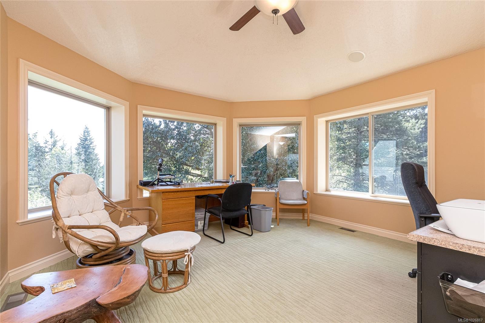 1450 White Pine Terr