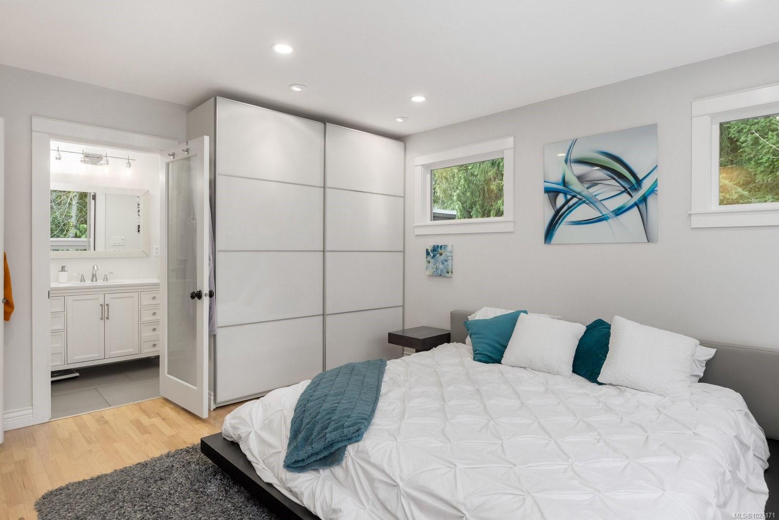 4984 Georgia Park Terr