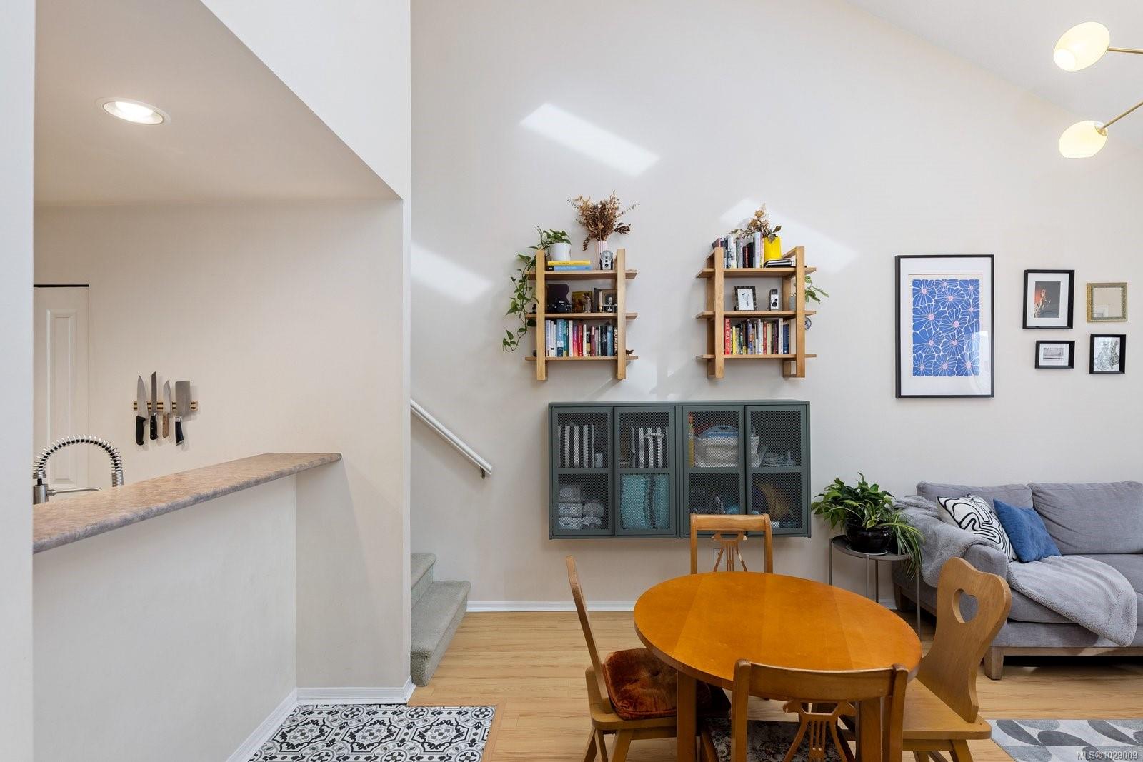 1015 Johnson St # 402