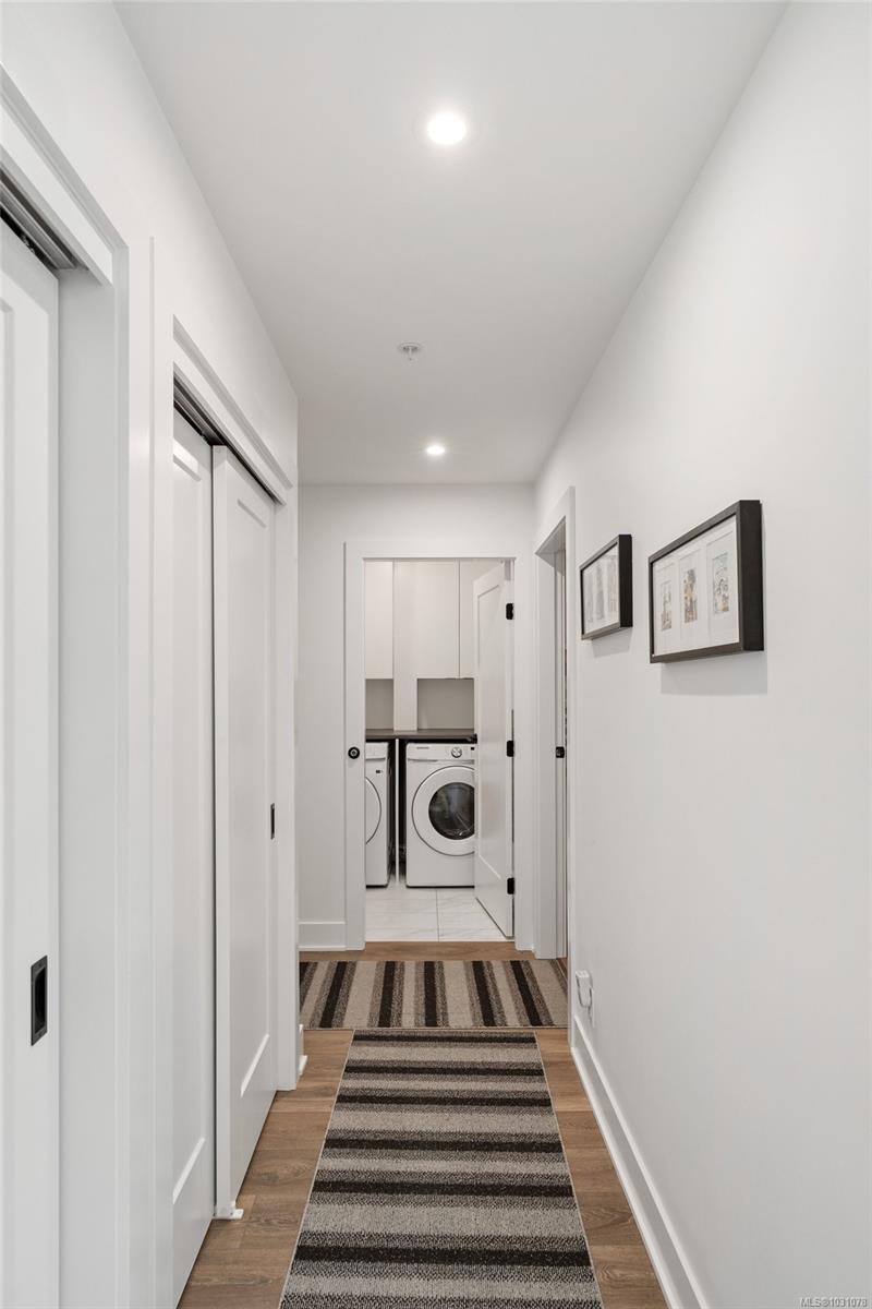 1110 Samar Cres # 402