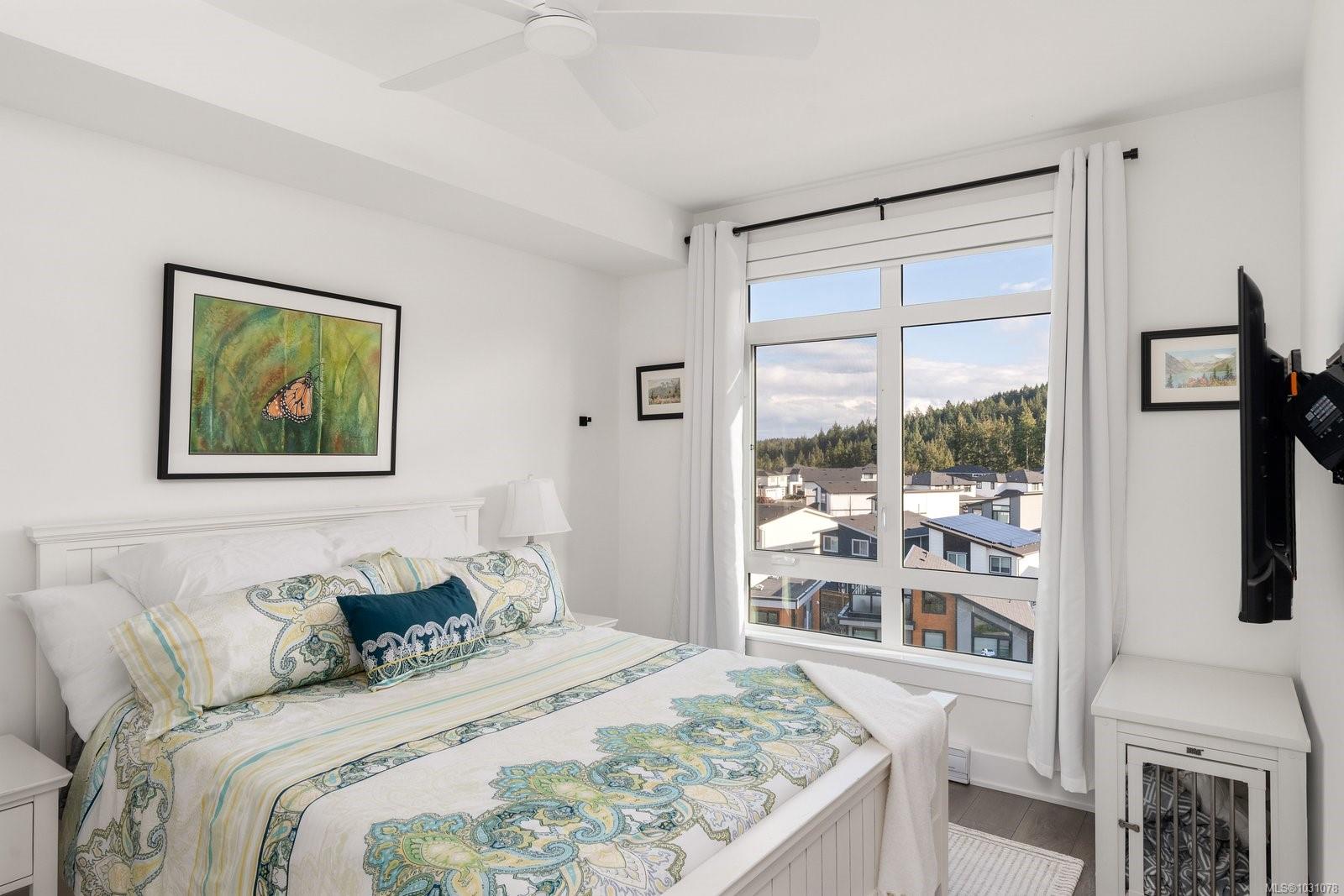 1110 Samar Cres # 402