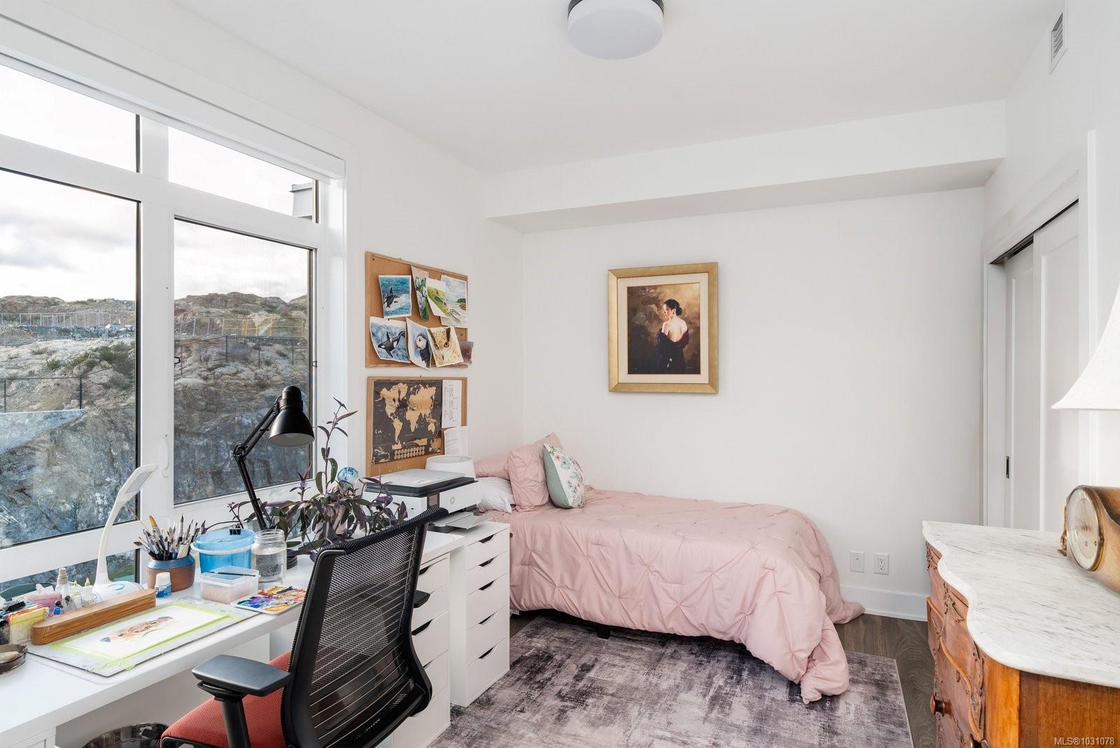 1110 Samar Cres # 402