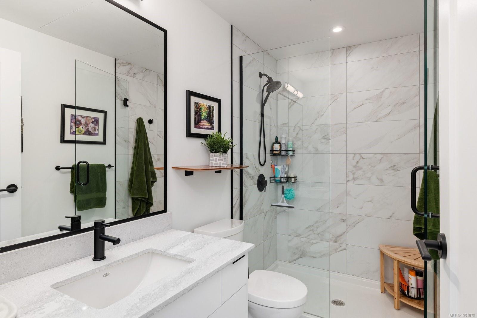 1110 Samar Cres # 402