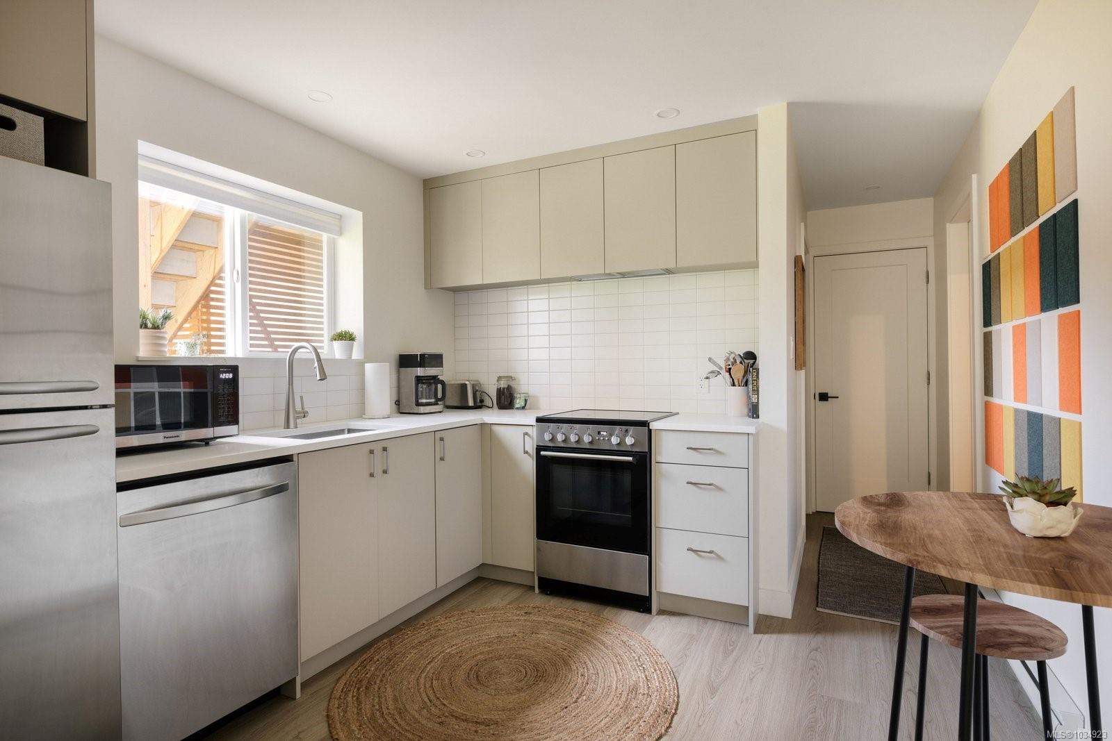 4021 Hessington Pl