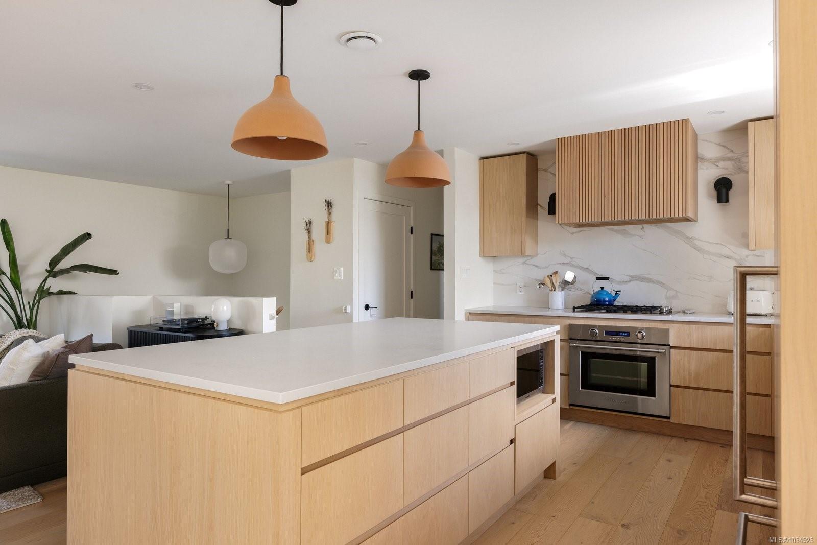4021 Hessington Pl