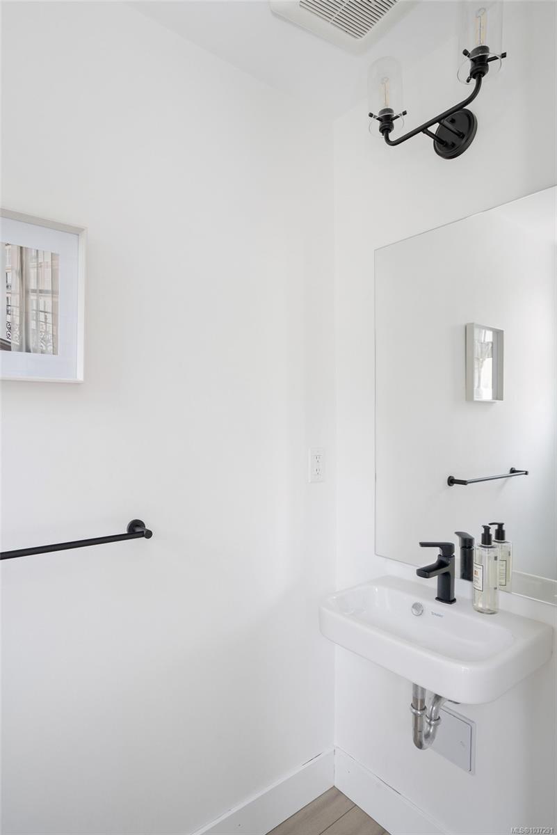 255 Caspian Dr #51