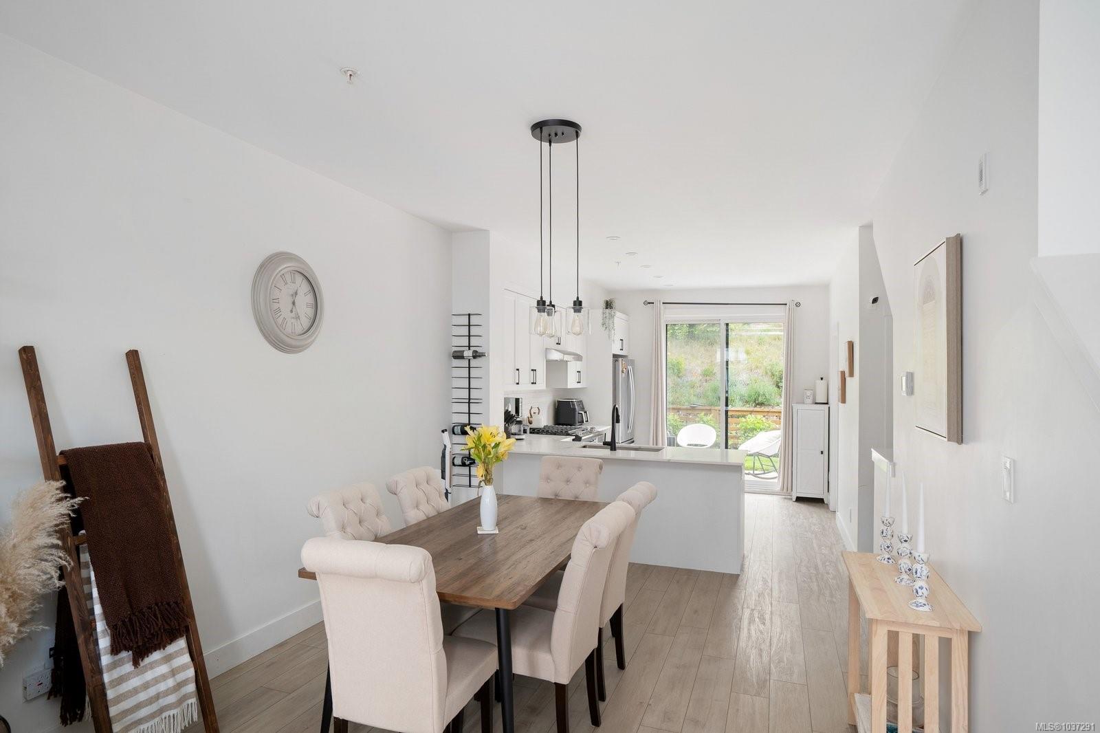 255 Caspian Dr #51